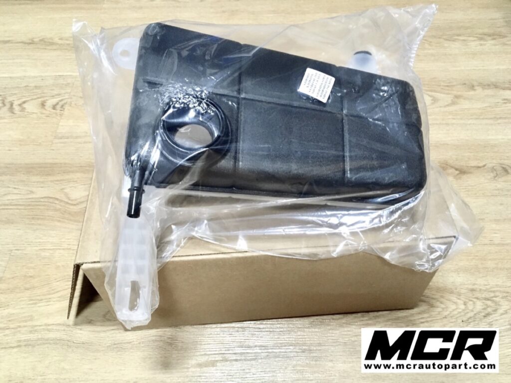ถังพักน้ำ Corvette Stingray 2015 อะไหล่แท้ จาก MCR Autoparts