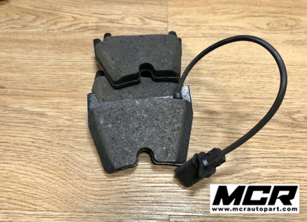 ผ้าเบรคหน้า Lamborghini Gallardo SE อะไหล่แท้ จาก MCR Autoparts