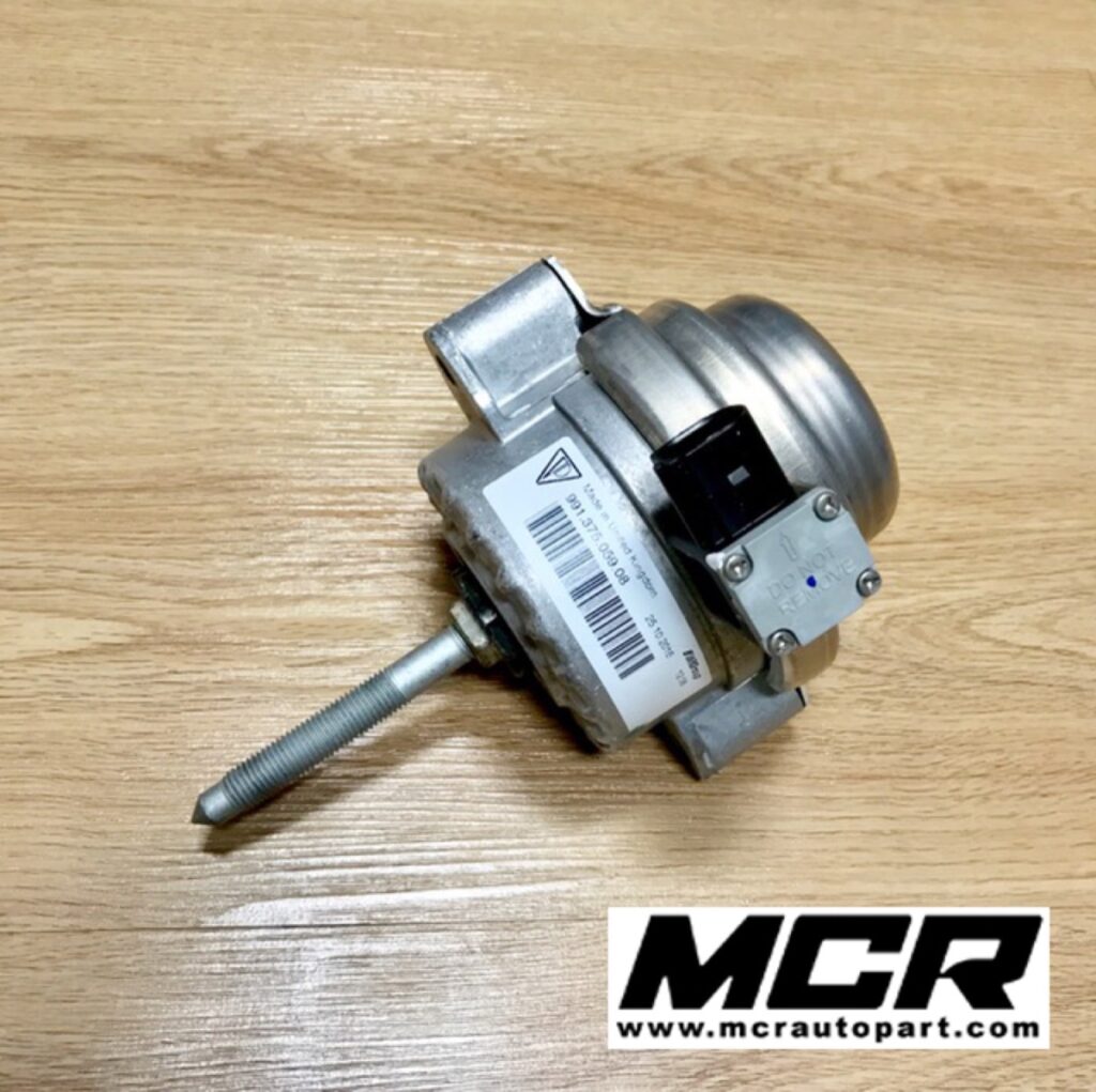 แท่นเครื่องไฟฟ้า Porsche Carrera 991 อะไหล่แท้ จาก MCR Autoparts