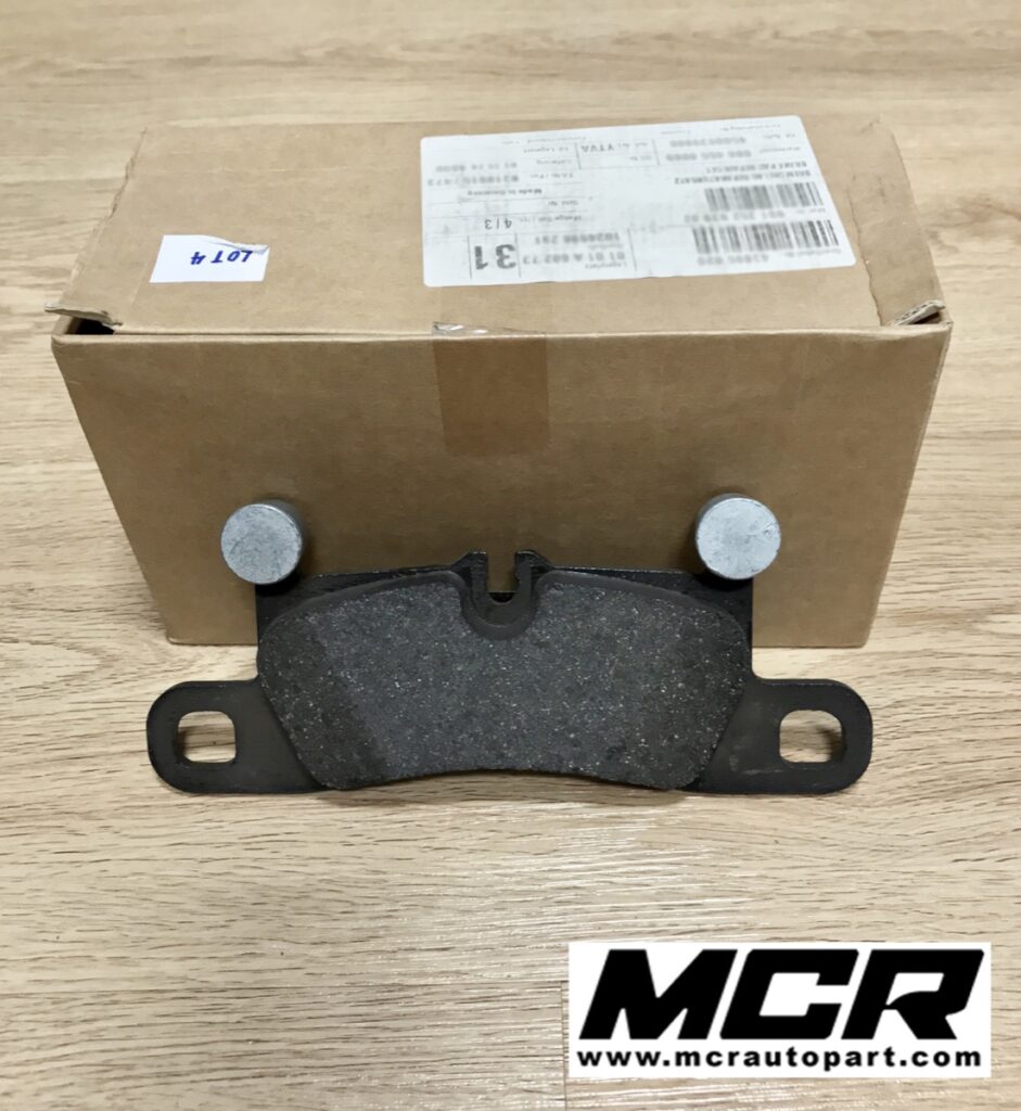 ผ้าเบรคหลัง Porsche Carrera 991 อะไหล่แท้ จาก MCR Autoparts