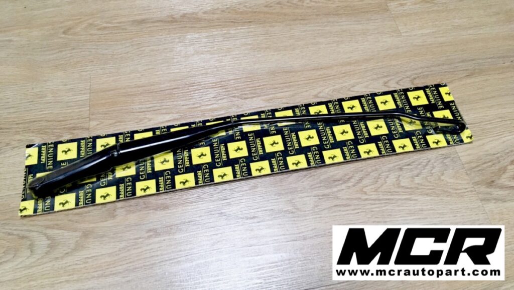 ก้านปัดน้ำฝน Ferrari 430 อะไหล่แท้ จาก MCR Autoparts