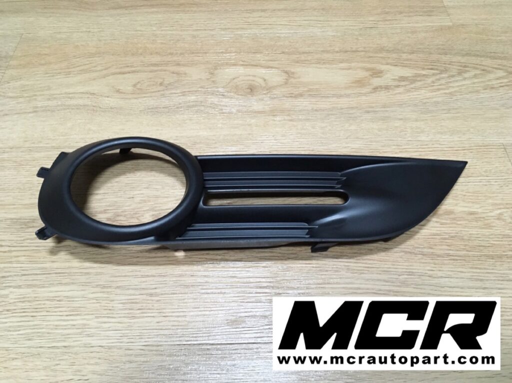 ฝาครอบไฟ Daylight Cayman 987 pdk Porsche อะไหล่แท้ จาก MCR Autoparts