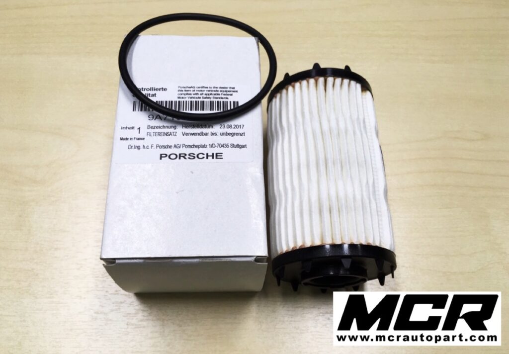 ไส้กรองเครื่อง Porsche Panamera 2017 model อะไหล่แท้ จาก MCR Autoparts