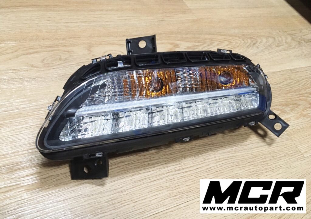 ไฟ Daylight กันชนหน้า Porsche Panamera 970 อะไหล่แท้ จาก MCR Autoparts