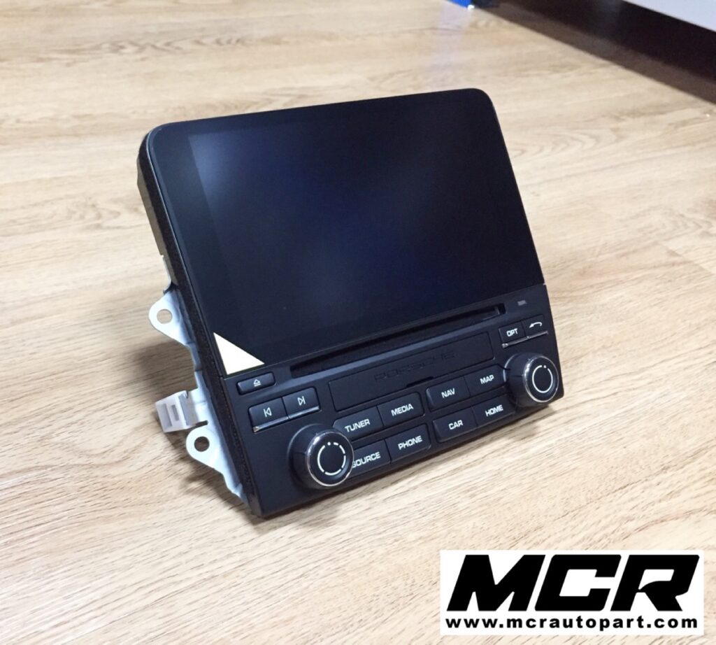 จอ Porsche Panamera 2018 model อะไหล่แท้ จาก MCR Autoparts