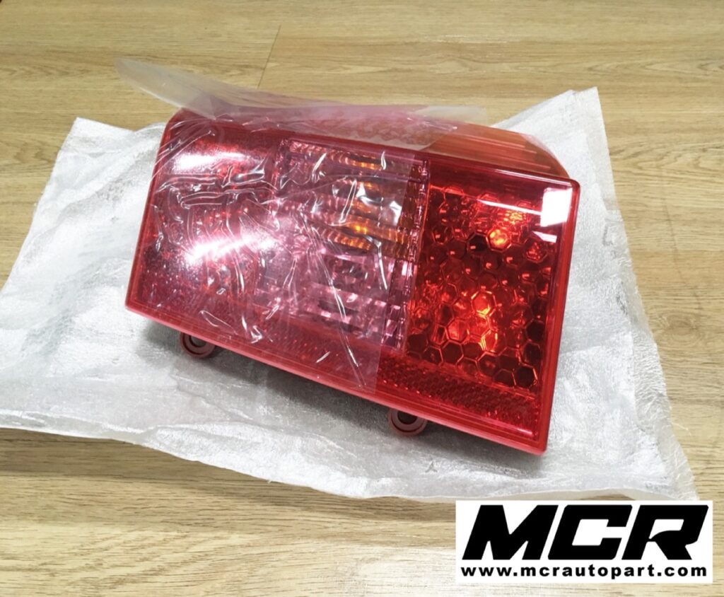 ไฟท้าย Lamborghini Gallardo SE 2004 อะไหล่แท้ จาก MCR Autoparts