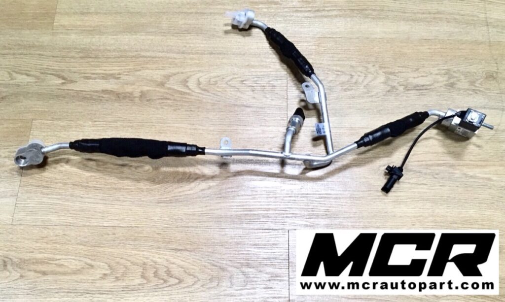 ท่อแอร์ Porsche Cayenne 958 E-hybrid อะไหล่แท้ จาก MCR Autoparts