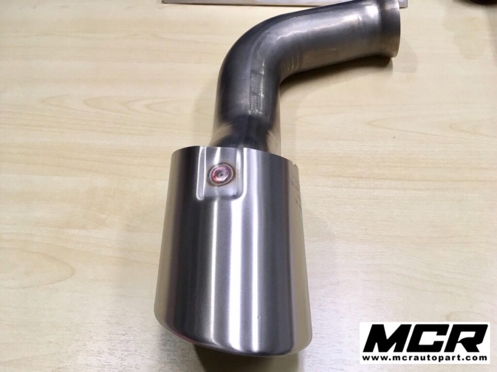 ปลายท่อไอเสีย Porsche Cayenne 958 E-hybrid อะไหล่แท้ จาก MCR Autoparts