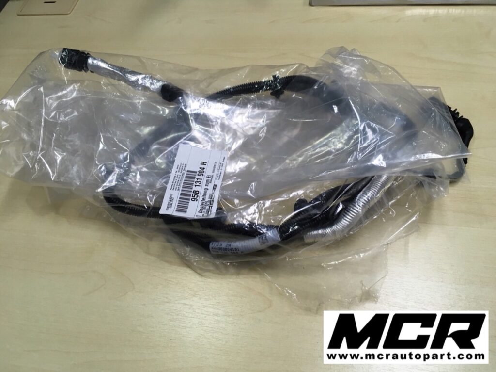 ท่อ Adblue Porsche Macan อะไหล่แท้ จาก MCR Autoparts