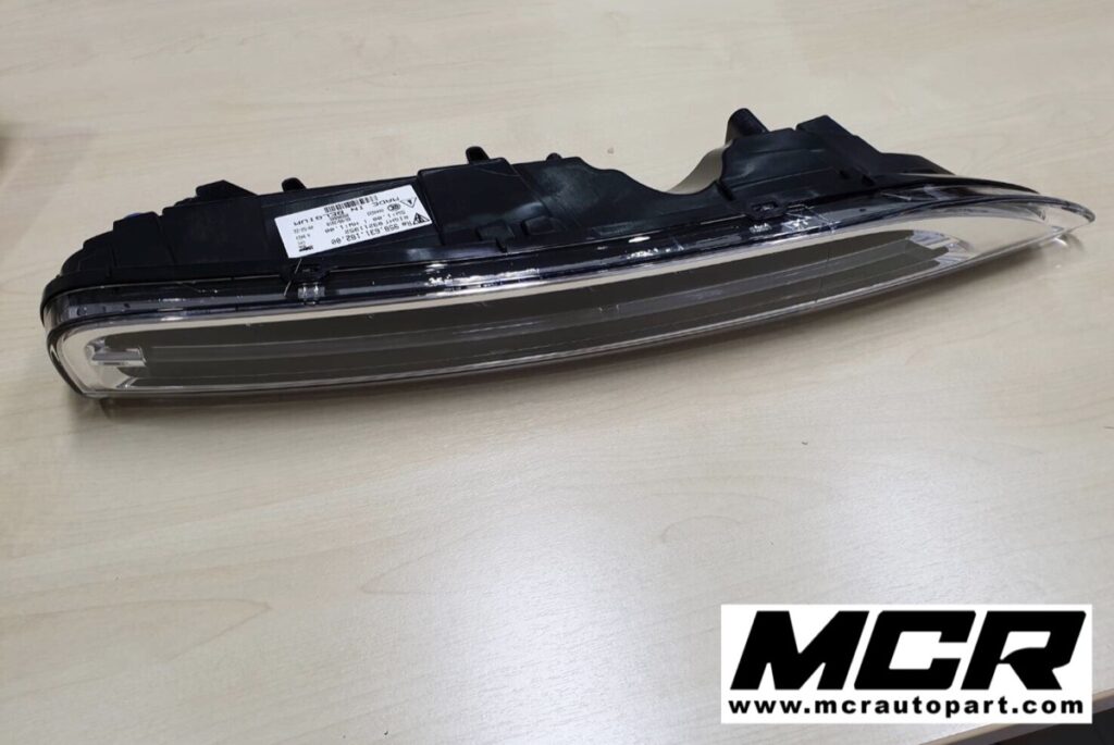 ไฟ Daylight Porsche Cayenne 958 อะไหล่แท้ จาก MCR Autoparts