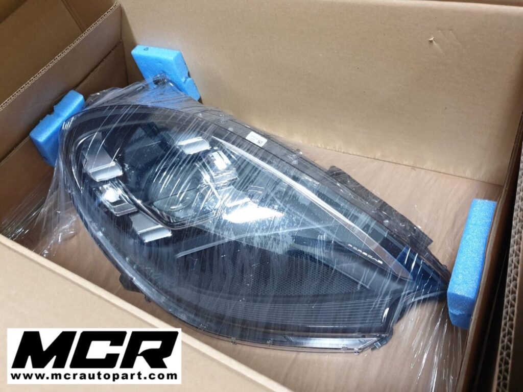 ไฟหน้า LED Porsche Macan อะไหล่แท้ จาก MCR Autoparts