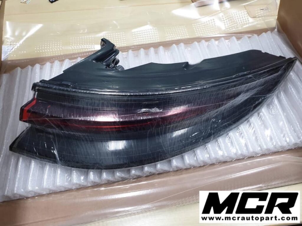 ไฟท้าย Porsche Panamera 2019 อะไหล่แท้ จาก MCR Autoparts