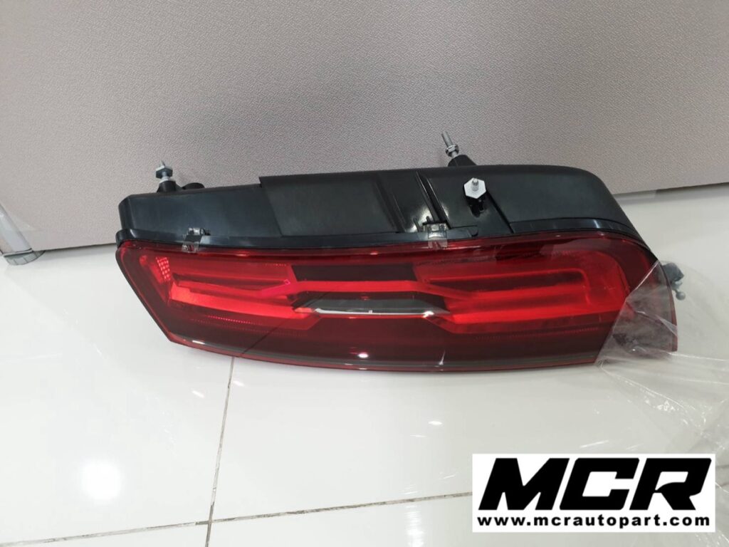 ไฟท้าย Audi R8 Plus อะไหล่แท้ จาก MCR Autoparts