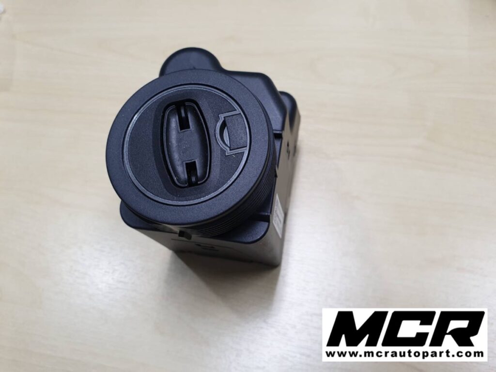 สวิทช์กุญแจ Porsche Panamera 970 อะไหล่แท้ จาก MCR Autoparts