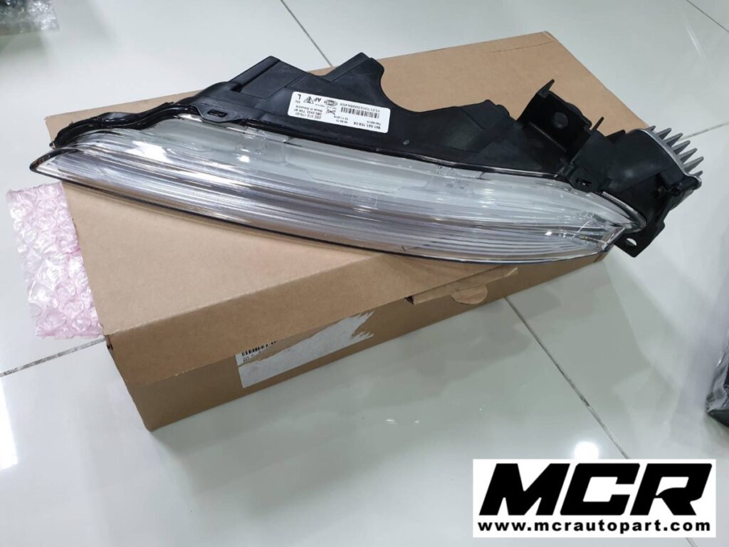 ไฟ Daylight Porsche 991.2 Carrera อะไหล่แท้ จาก MCR Autoparts