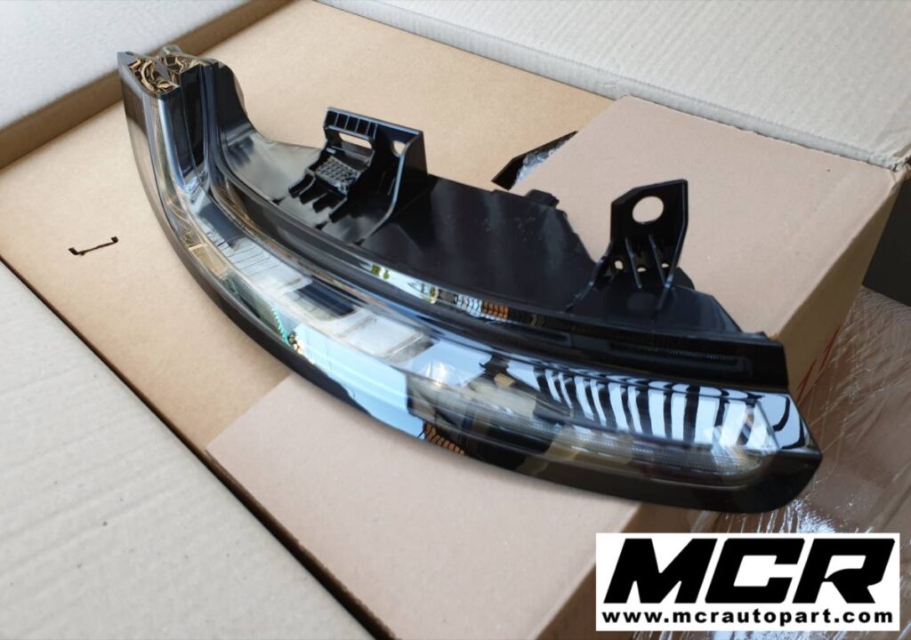 ไฟท้าย Porsche 992 2020 model อะไหล่แท้ จาก MCR Autoparts