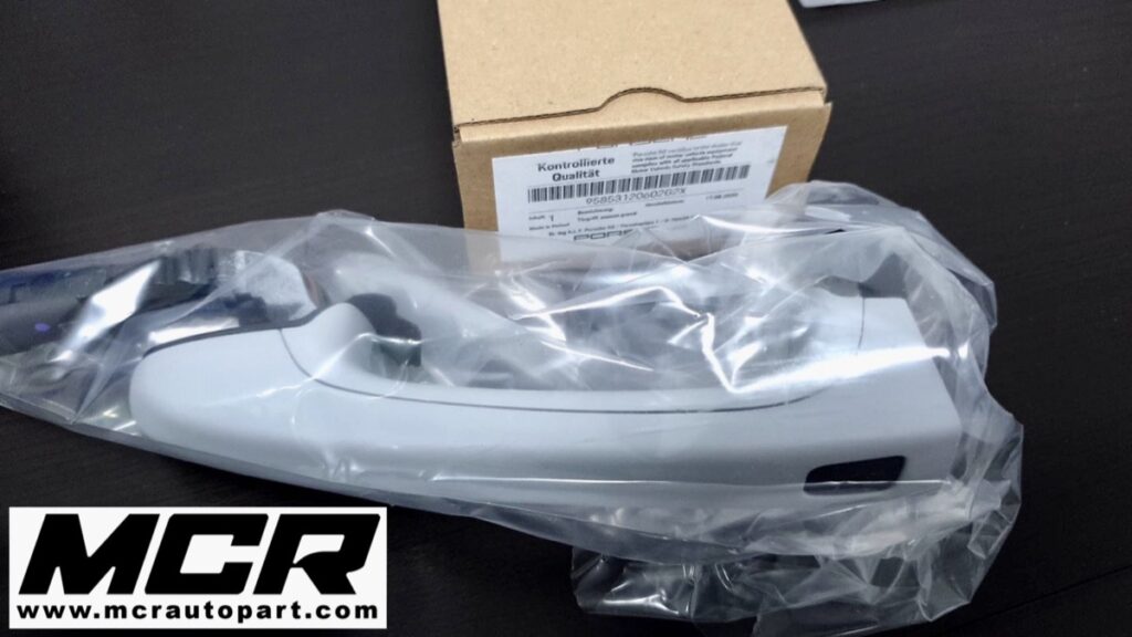 มือเปิดประตู Porsche Cayenne 958 อะไหล่แท้ จาก MCR Autoparts
