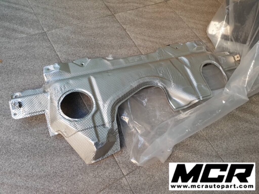 แผ่นกันความร้อน Audi R8 อะไหล่แท้ จาก MCR Autoparts