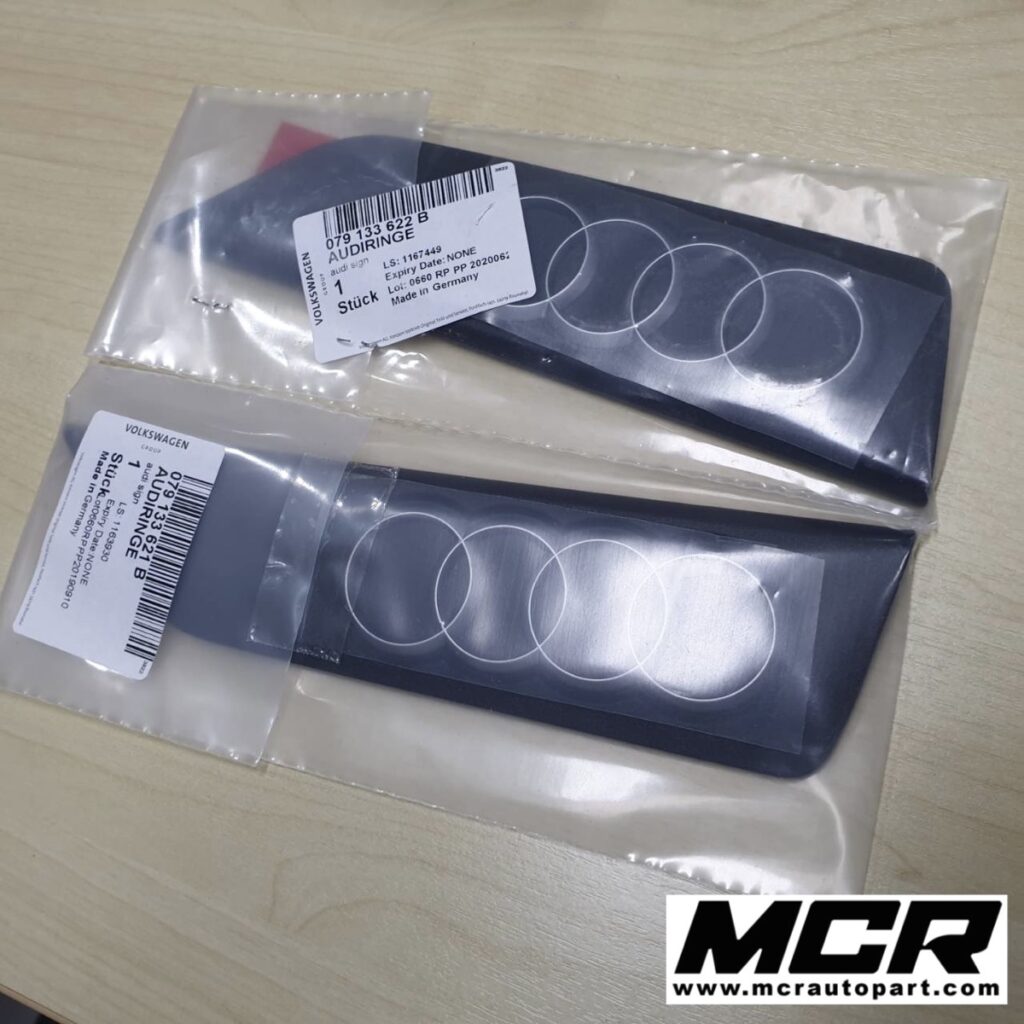 โลโก้ ฝาเครื่อง Audi R8 อะไหล่แท้ จาก MCR Autoparts