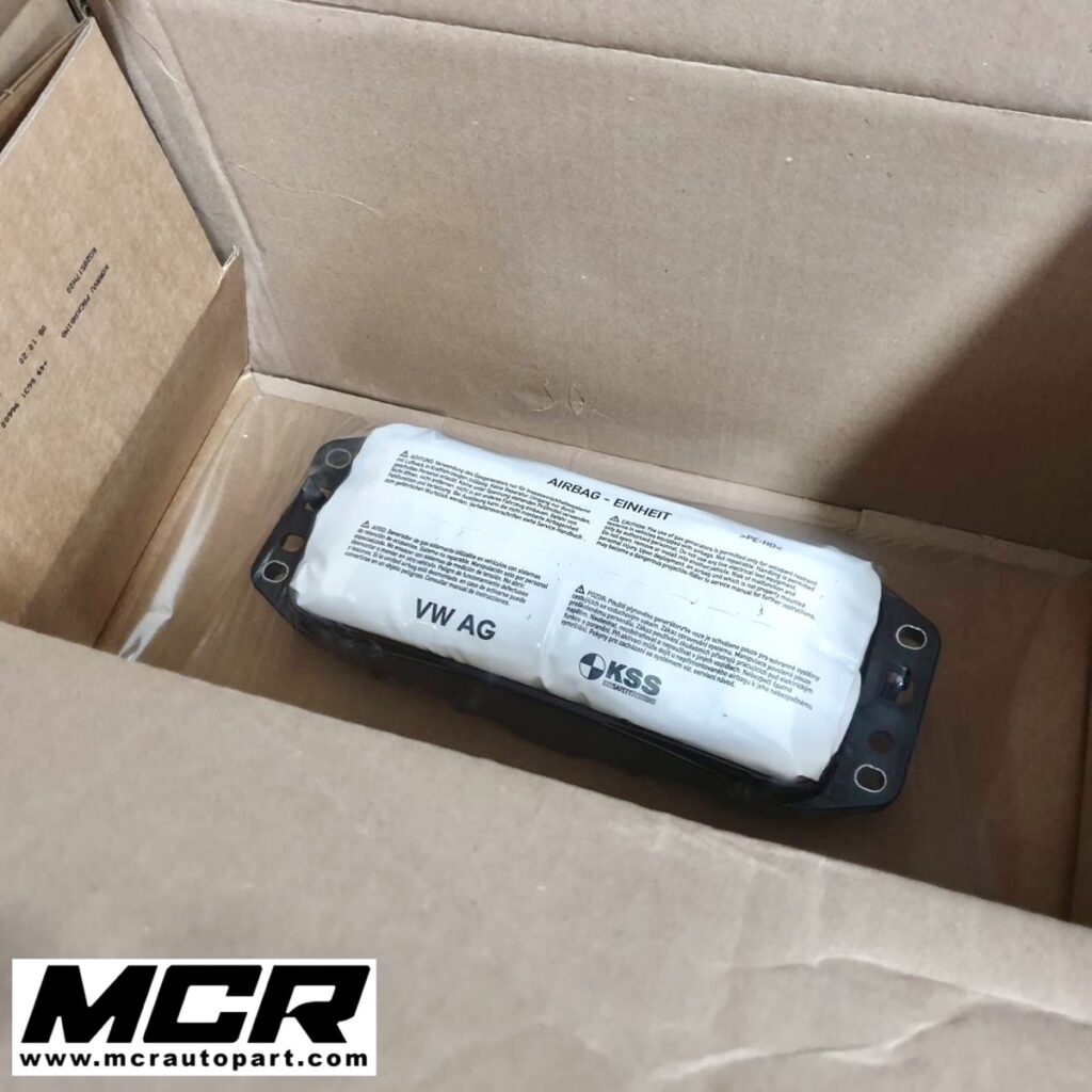 แอร์แบคหน้า Porsche 992 Carrera 2021 model อะไหล่แท้ จาก MCR Autoparts