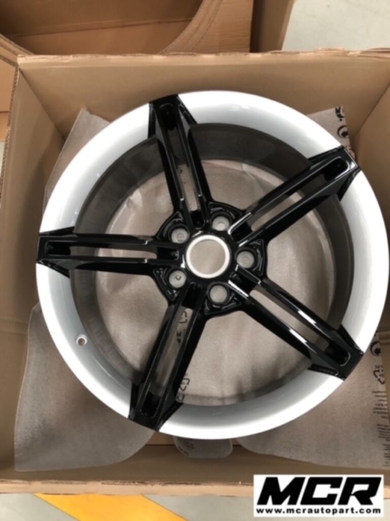 ล้อ Porsche Taycan อะไหล่แท้ จาก MCR Autoparts