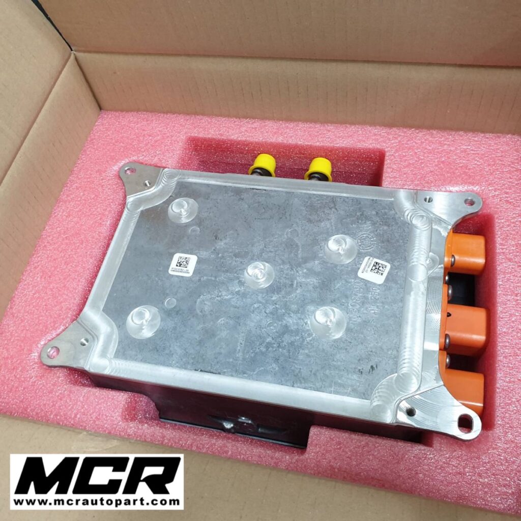กล่องชาร์จเจอร์ Porsche Panamera 971 อะไหล่แท้ จาก MCR Autoparts