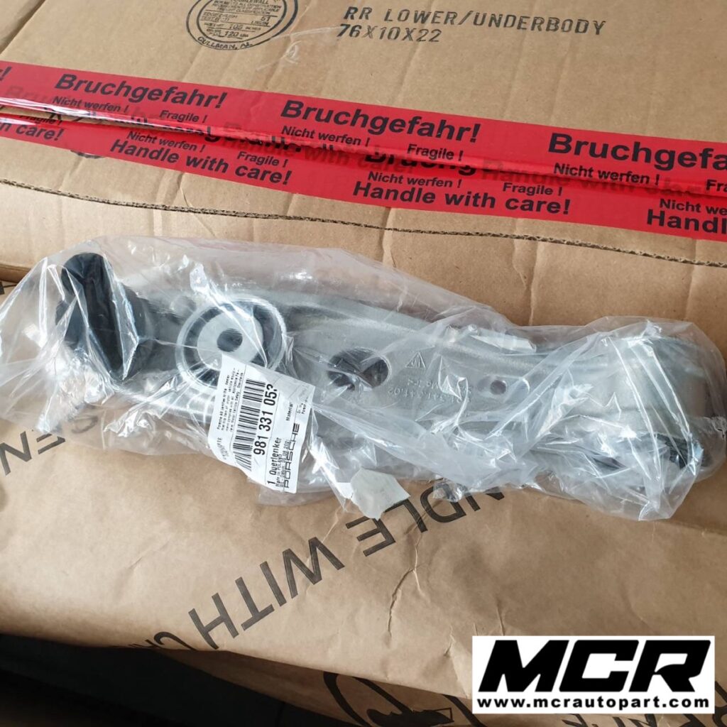 ปีกนกหลัง Porsche Cayman Boxster 981 อะไหล่แท้ จาก MCR Autoparts