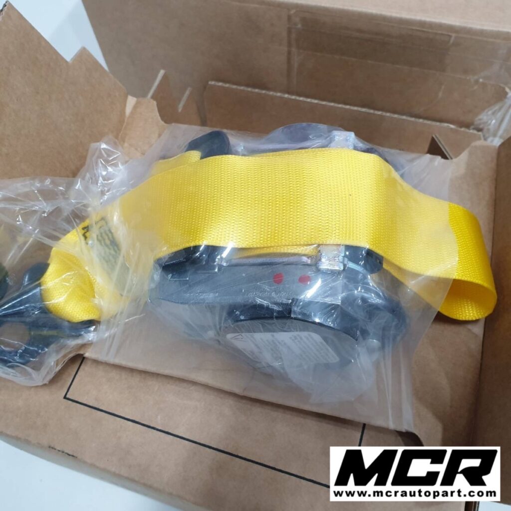 Belt สายเบลท์ Porsche 991.2 สี Racing Yellow อะไหล่แท้ จาก MCR Autoparts
