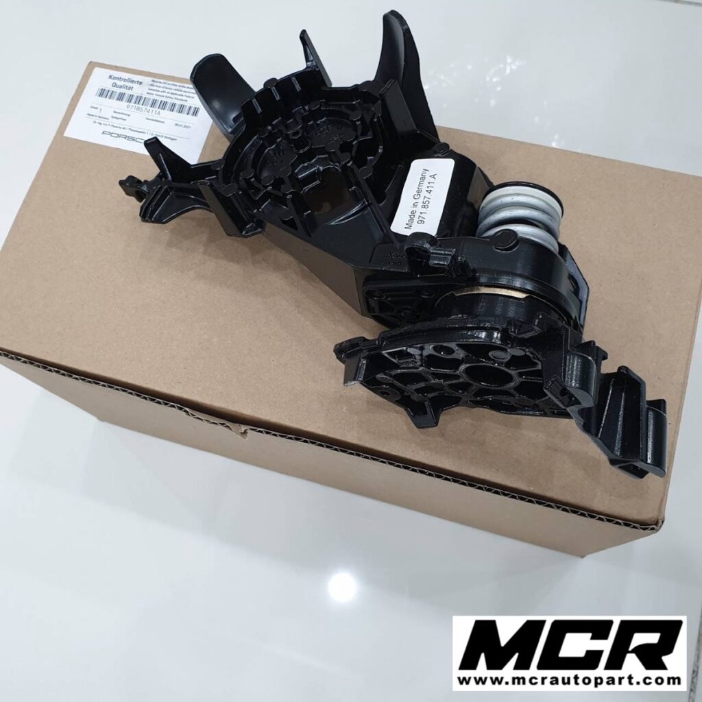 ขากระจกมองข้าง Porsche Panamera 971 2021 model อะไหล่แท้ จาก MCR Autoparts