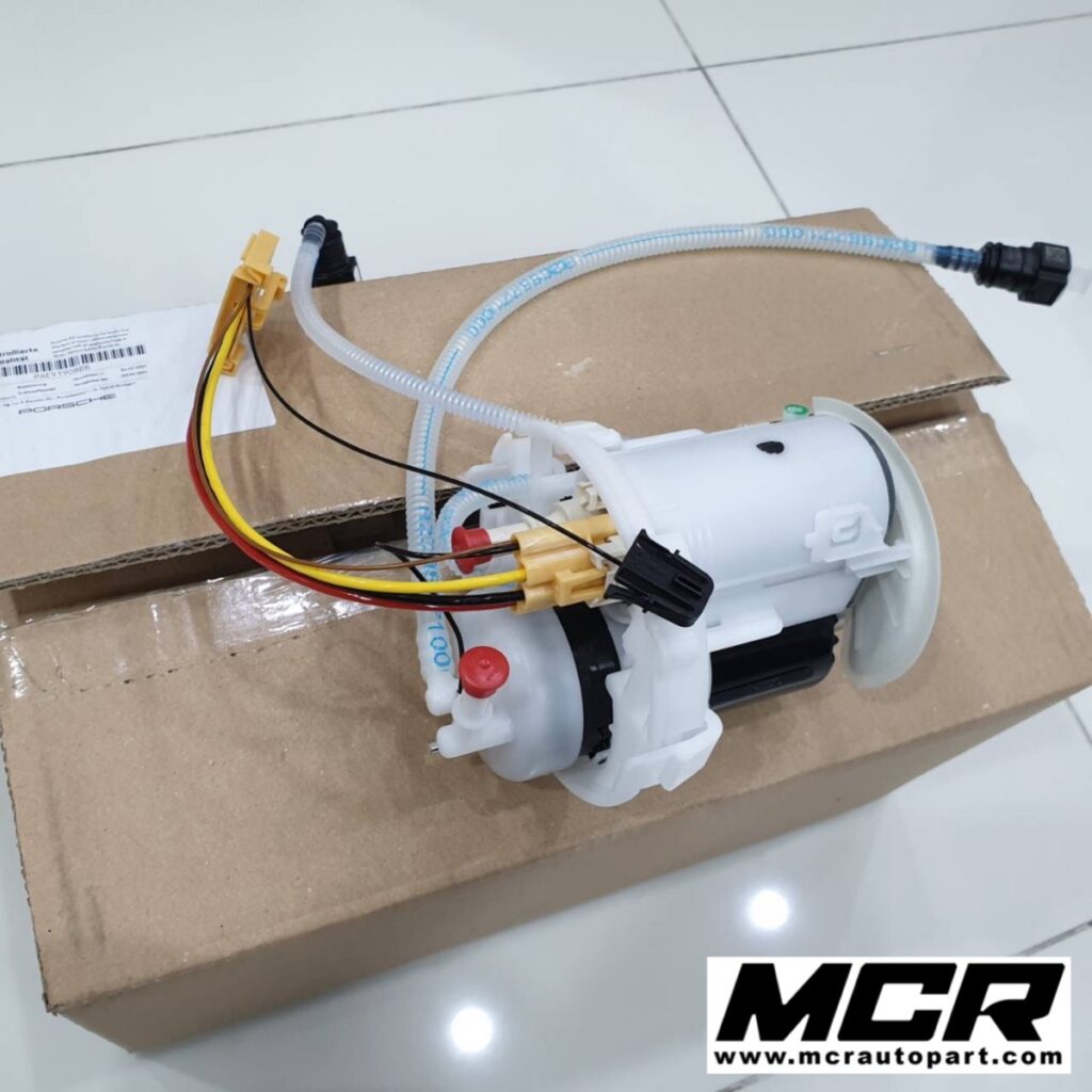 ปั๊มติ๊ก ตัว Update Porsche Panamera 971 2022 model อะไหล่แท้ จาก MCR Autoparts