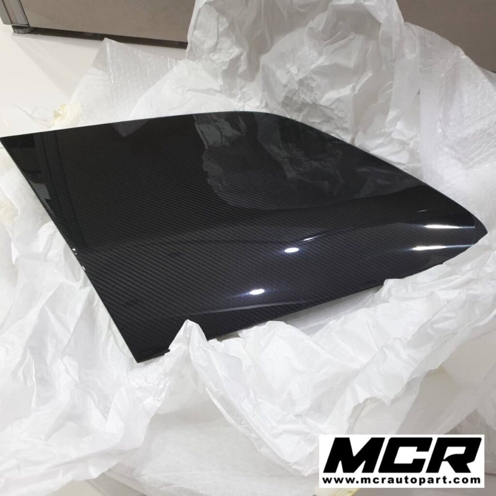 แผงคาร์บอน Carbon Audi R8 V10 อะไหล่แท้ จาก MCR Autoparts