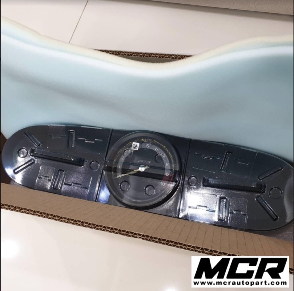 เรือนไมล์ Porsche 992 GT3 อะไหล่แท้ จาก MCR Autoparts