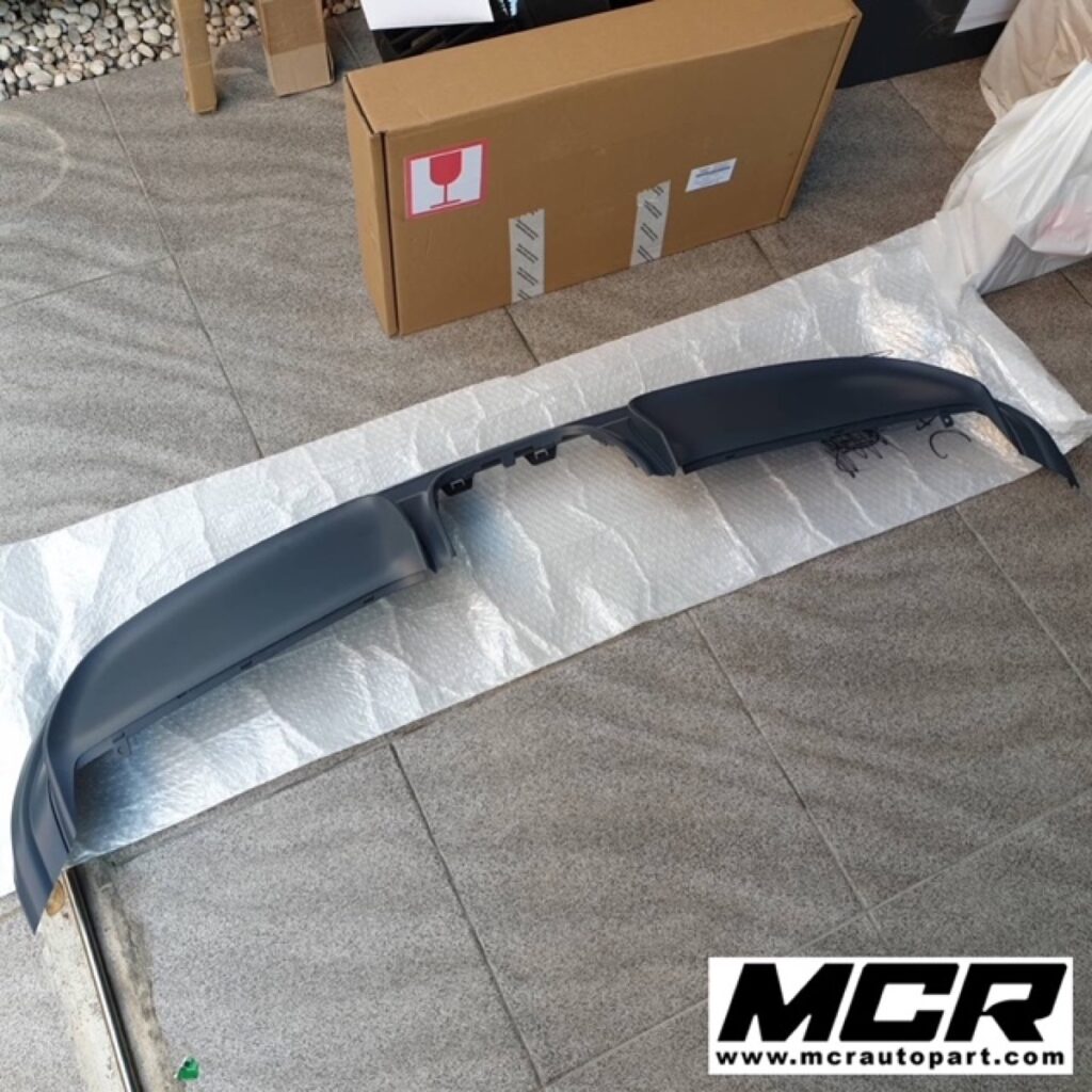 สปอยเลอร์กันชนหลัง Porsche 718 อะไหล่แท้ จาก MCR Autoparts