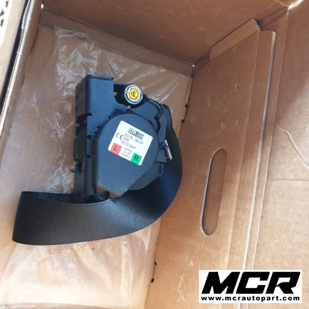 Seat Belt Porsche Panamera 971 อะไหล่แท้ จาก MCR Autoparts