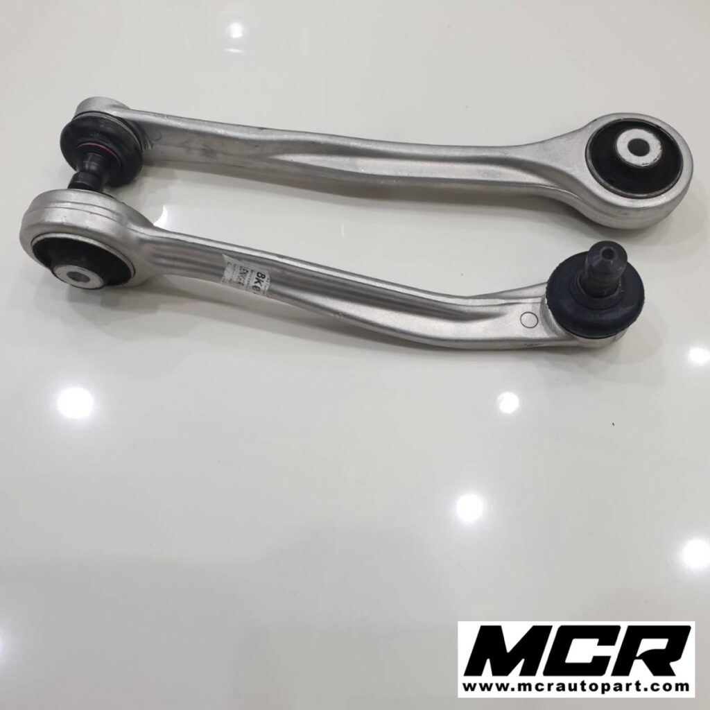 ปีกนก Porsche Macan 2022 model อะไหล่แท้ จาก MCR Autoparts