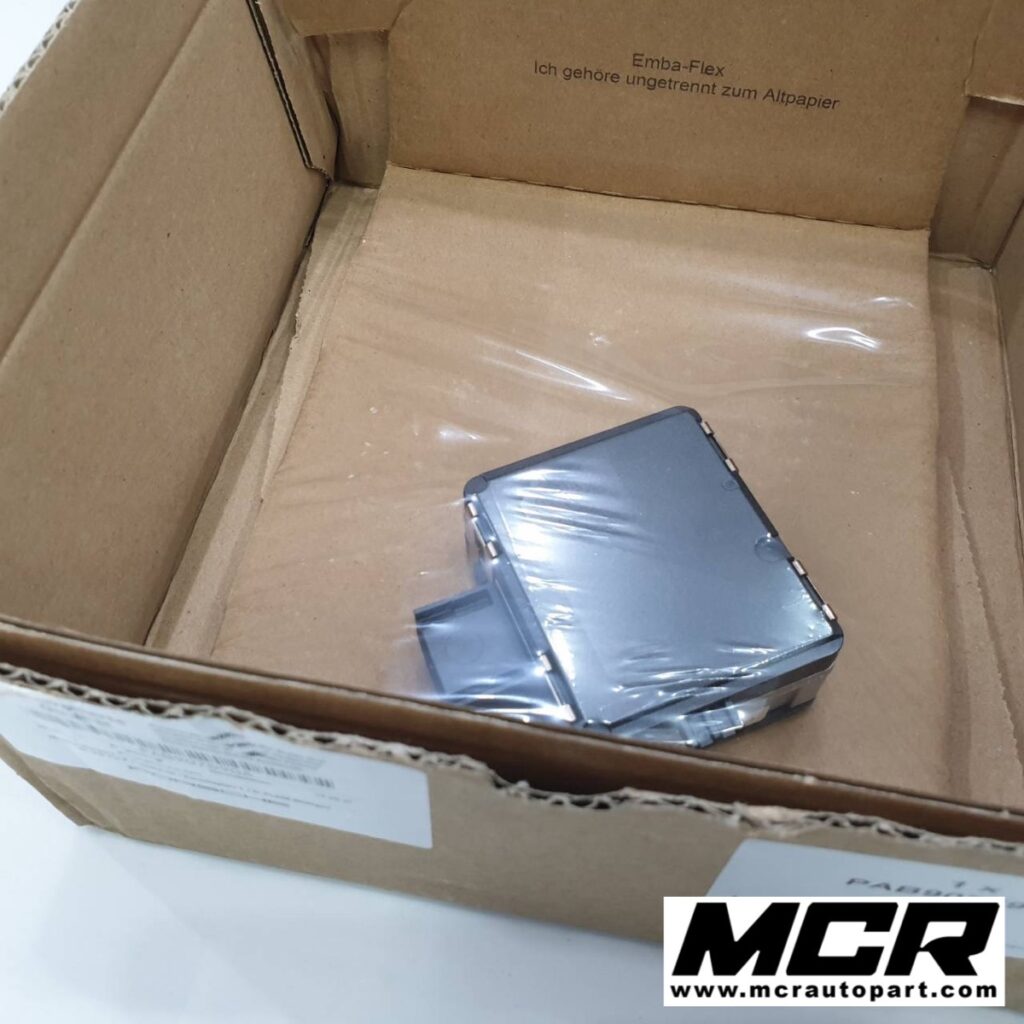 กล่อง Lane changer Porsche Cayenne 2022 model อะไหล่แท้ จาก MCR Autoparts