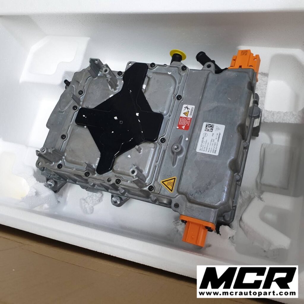 แผงชาร์จเจอร์ Porsche Taycan อะไหล่แท้ จาก MCR Autoparts