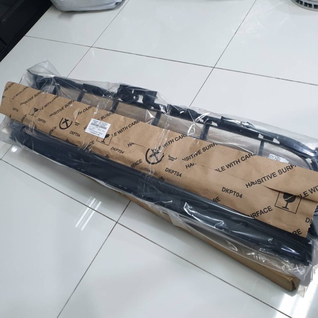 ชุดกระจังหน้า Porsche Panamera 971 อะไหล่แท้ จาก MCR Autoparts