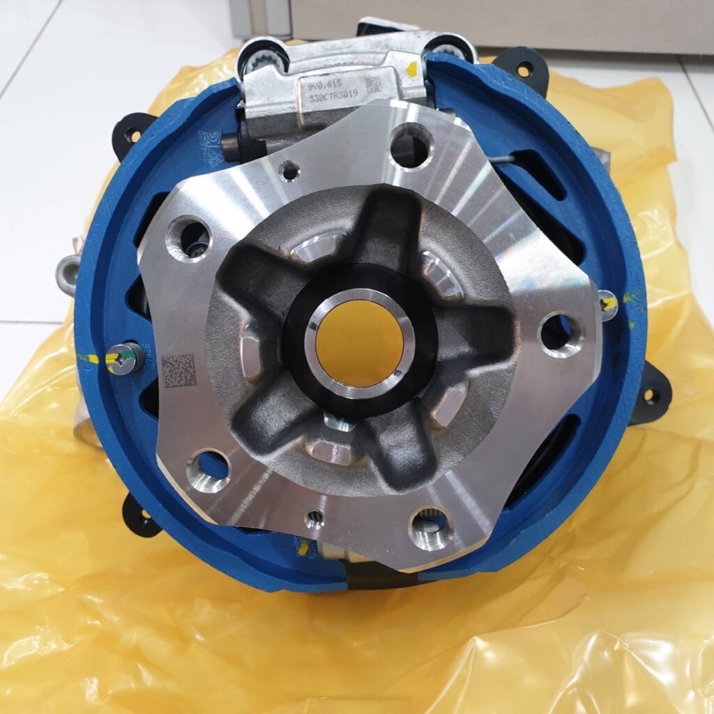 ดุมล้อ Porsche Cayenne E3 2022 model อะไหล่แท้ จาก MCR Autoparts