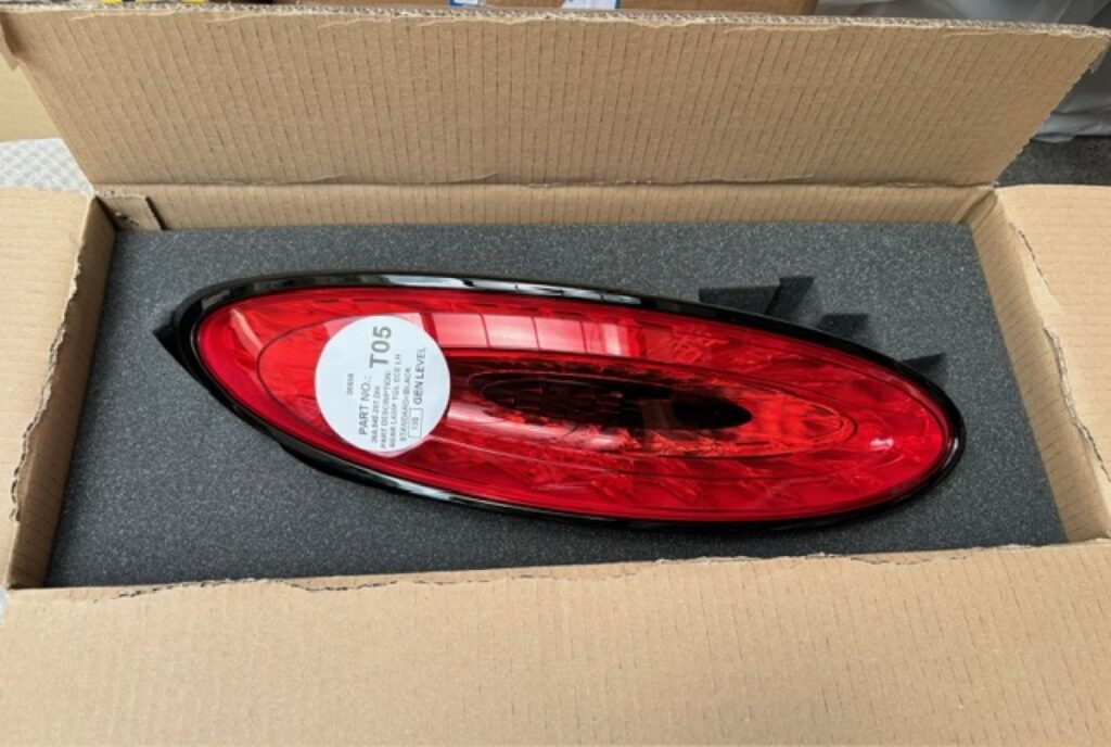 ไฟท้าย Bentley Continental GT 2024 model อะไหล่แท้ จาก MCR Autoparts