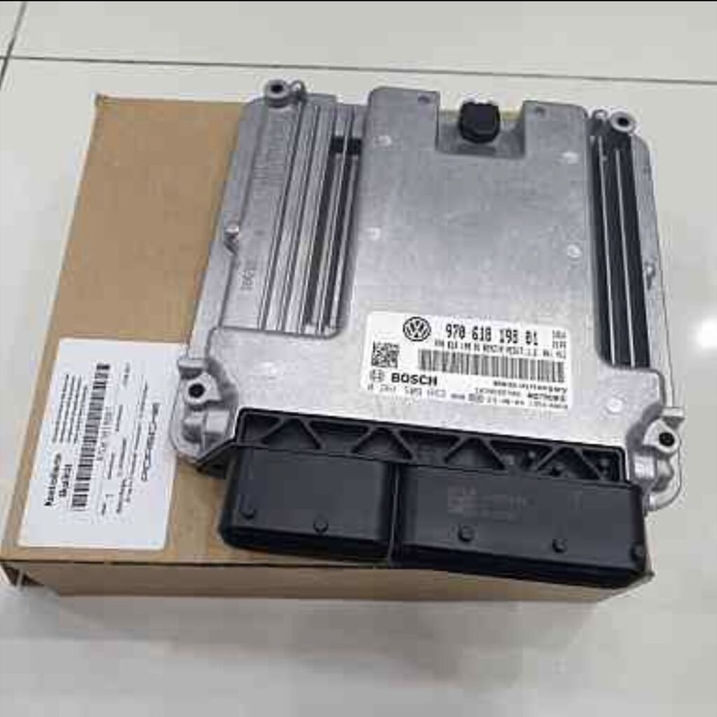 กล่องเครื่องยนต์ Porsche Panamera SE hybrid อะไหล่แท้ จาก MCR Autoparts