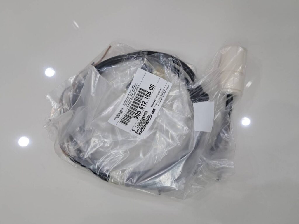 สายไฟ Porsche Classic 993 Carrera อะไหล่แท้ จาก MCR Autoparts