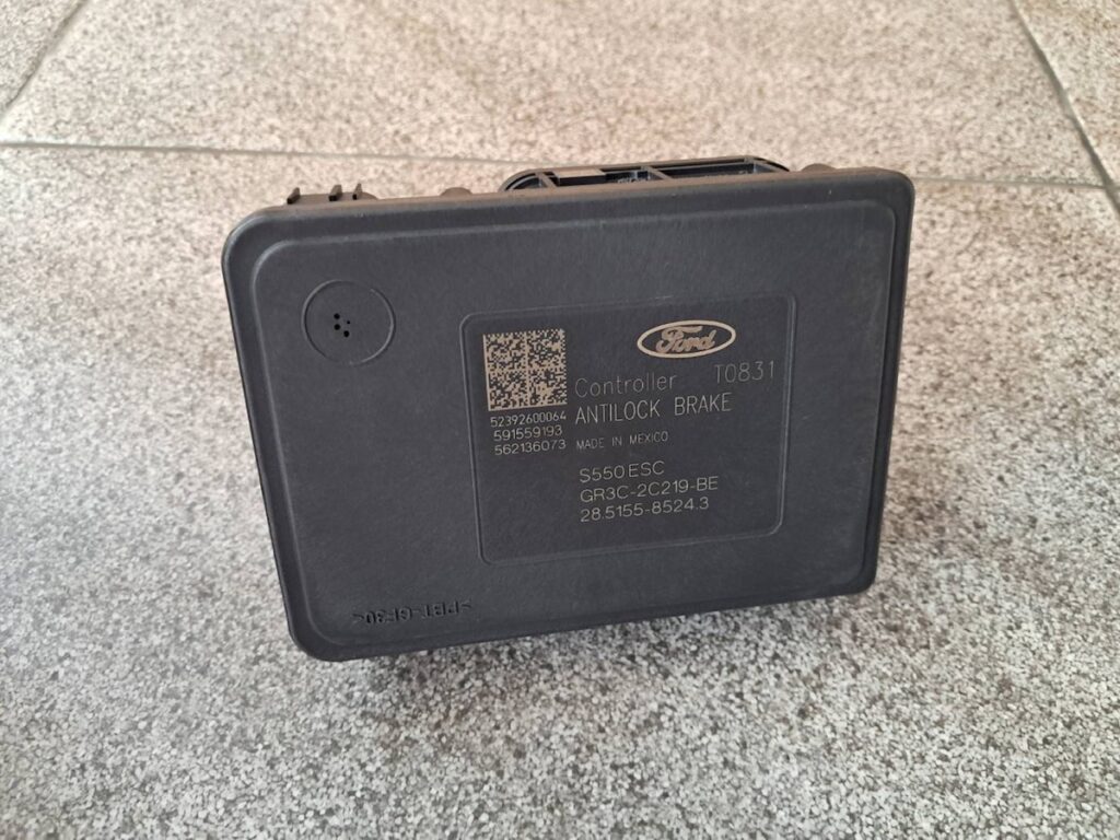 กล่อง ABS Ford Mustang Ecoboost 2.3 อะไหล่แท้ จาก MCR Autoparts
