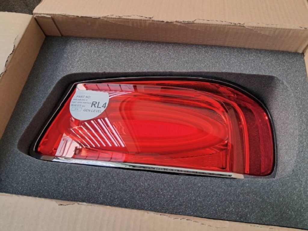 ไฟท้าย Bentley Flying Spur 2024 model อะไหล่แท้ จาก MCR Autoparts